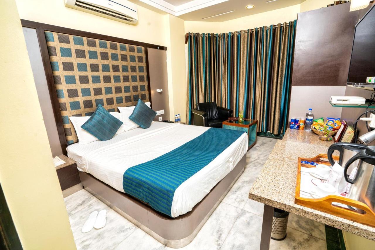 Hotel Dayal Udaipur Exterior photo